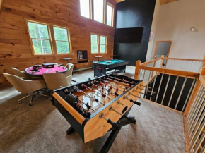 NEW! Relax and Play - Hot Tub Firepit Game Room Paradise